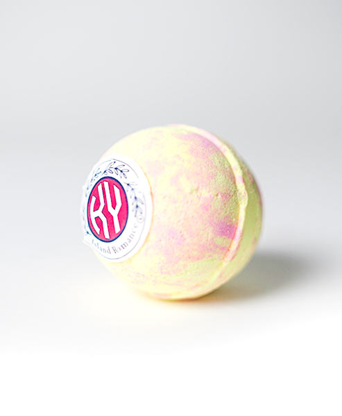 Island Romance Bath Bomb