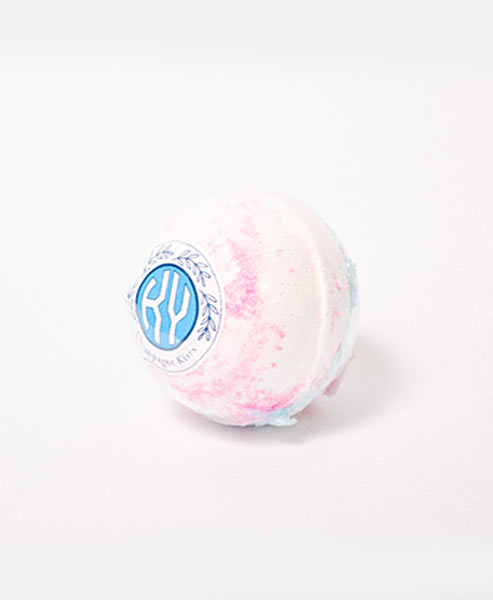 Champagne Kisses Bath Bomb